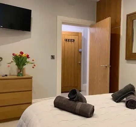 16, The Moorings - Ground Floor Moments From بيت للعطل