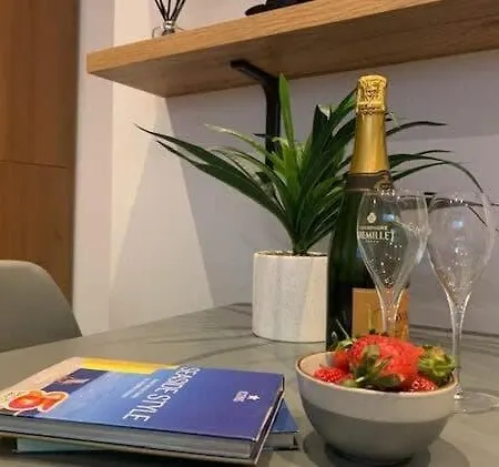 16, The Moorings - Ground Floor Moments From Filey